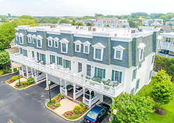 luxury rental townhouse in Cape May NJ